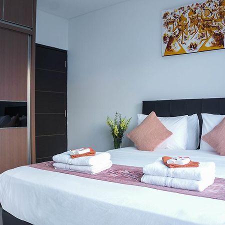 The Cupcake Suites Джакарта Экстерьер фото